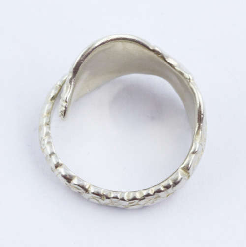 COLLECTABLE FLORAL VINTAGE `TEASPOON` STERLING SILVER RING. 925