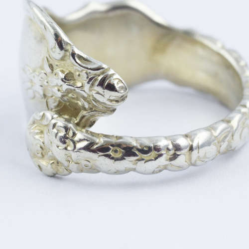 COLLECTABLE FLORAL VINTAGE `TEASPOON` STERLING SILVER RING. 925