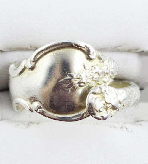 COLLECTABLE FLORAL VINTAGE `TEASPOON` STERLING SILVER RING. 925