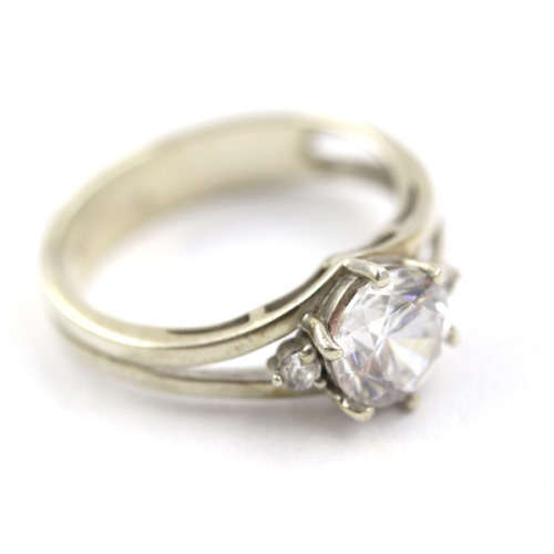 VINTAGE CUBIC ZIRCONIA STERLING SILVER STACKABLE RINGS. BEAUTIFULLY CRAFTED. 925.