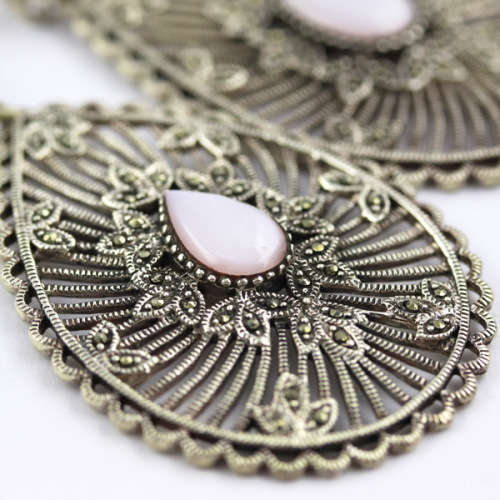 VERY LARGE GLAMOROUS MOTHER-OF-PEARL AND MARCASITE DROP and DANGLE EARRINGS IN STERLING SILVER. 925