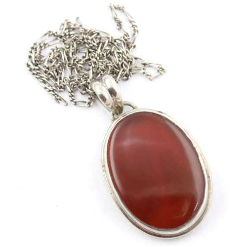 FABULOUS LARGE NATURAL OVAL CARNELIAN PENDANT ON 60cm LONG STERLING SILVER FIGARO LINK CHAIN