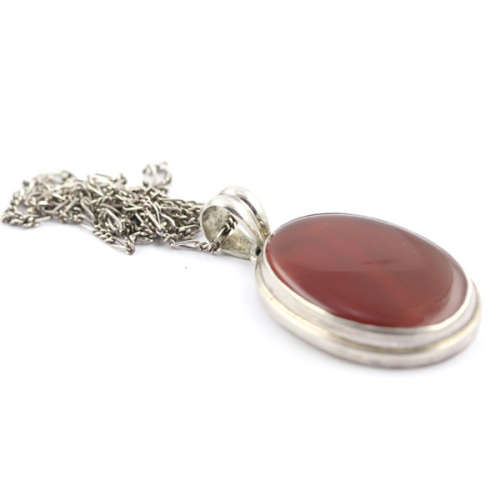 FABULOUS LARGE NATURAL OVAL CARNELIAN PENDANT ON 60cm LONG STERLING SILVER FIGARO LINK CHAIN