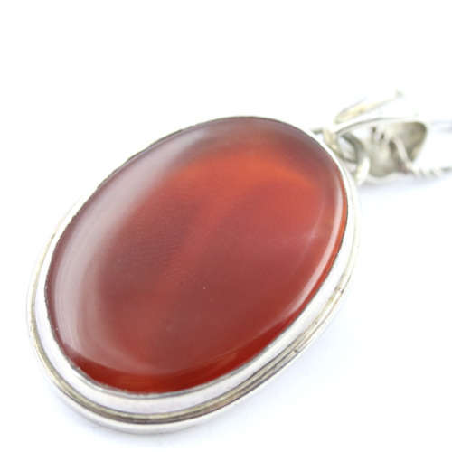FABULOUS LARGE NATURAL OVAL CARNELIAN PENDANT ON 60cm LONG STERLING SILVER FIGARO LINK CHAIN