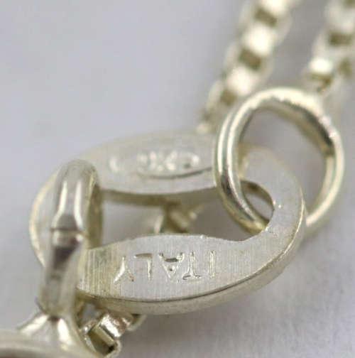 VINTAGE OPENWORK DAINTY STERLING SILVER HEART GARNET PENDANT ON 51CM ITALIAN SILVER BOX CHAIN