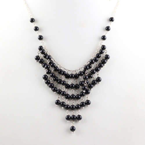 UNUSUAL STERLING SILVER FRINGE NECKLACE WITH A CASCADE OF 4MM ROUND BLACK SPINEL GEMSTONES. 925