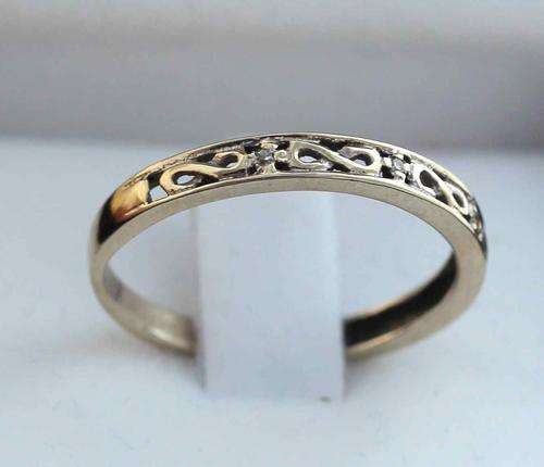UNUSUAL WEDDING BAND IN WHITE GOLD WITH SMALL DIAMONDS AND INFINITY DESIGN! Vintage England
