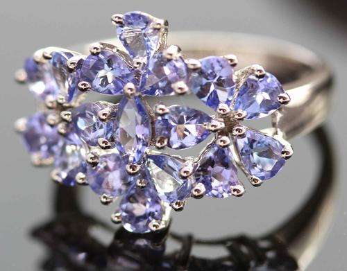 GORGEOUS LARGE & SHOWY NATURAL TANZANITE CLUSTER RING IN STERLING SILVER! 0,85 carats
