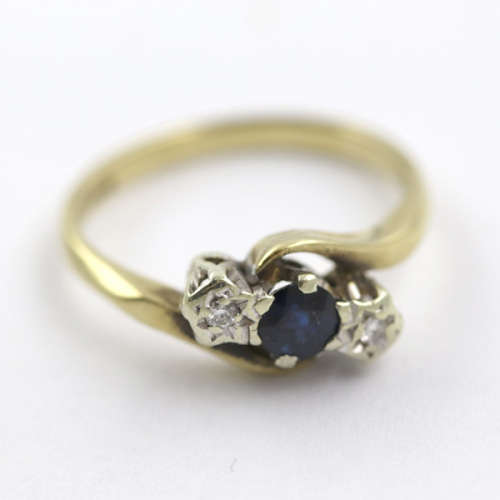 ENGLISH SAPPHIRE AND DIAMOND 9CT YELLOW & WHITE GOLD RING Incl JEWELLER`S EVALUATION R17'000
