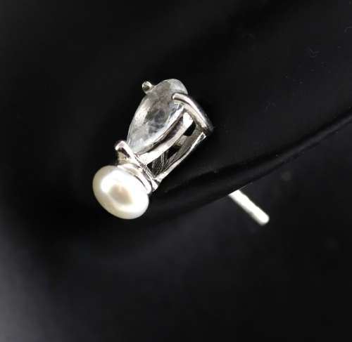 UNHEATED AQUAMARINE GEMSTONE AND NATURAL PEARL STERLING SILVER STUD EARRINGS