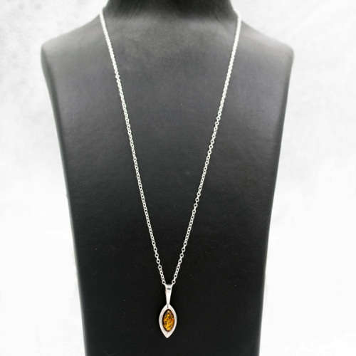 ELEGANT VINTAGE YELLOW BALTIC AMBER STERLING SILVER PENDANT ON 44cm (44mm) STERLING SILVER CHAIN