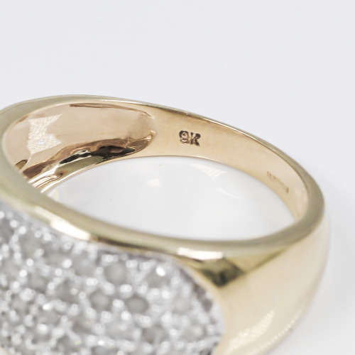 BROADBAND 0,50ct DIAMOND PAVÉ 9CT YELLOW GOLD RING. SCOTTISH-MADE. 375