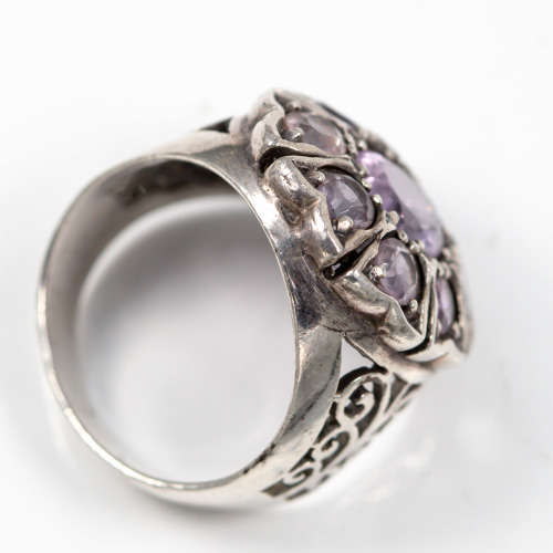 BOLD AMETHYST STERLING SILVER BROAD BAND RING. 925. HEAVY! OPENWORK SHOULDER DETAIL