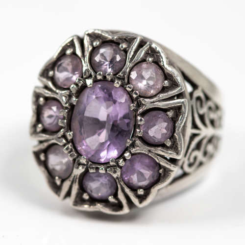 BOLD AMETHYST STERLING SILVER BROAD BAND RING. 925. HEAVY! OPENWORK SHOULDER DETAIL