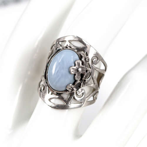 NATURAL BLUE LACE AGATE STERLING SILVER BROAD BAND RING. 925. HEAVY! OPENWORK DETAIL