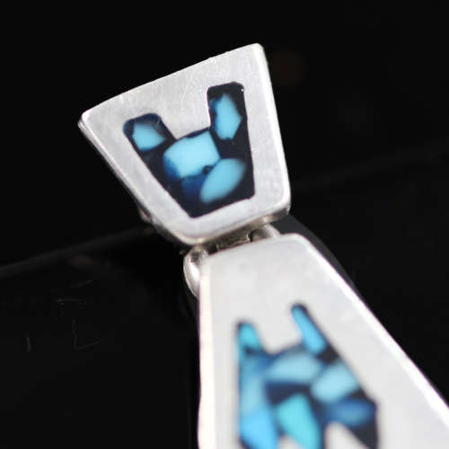 TURQUOISE AND MEXICAN STERLING SILVER EARRINGS WITH INLAY DESIGN. 925