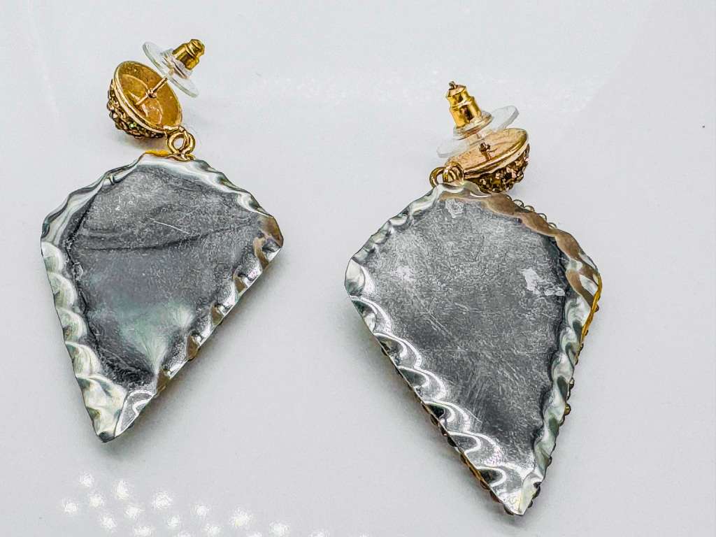 FUN AND FABULOUS, A MIX OF NATURAL & CREATED.... NATURAL MOTHER OF PEARL w/CUBIC ZIRCONIA EARRINGS