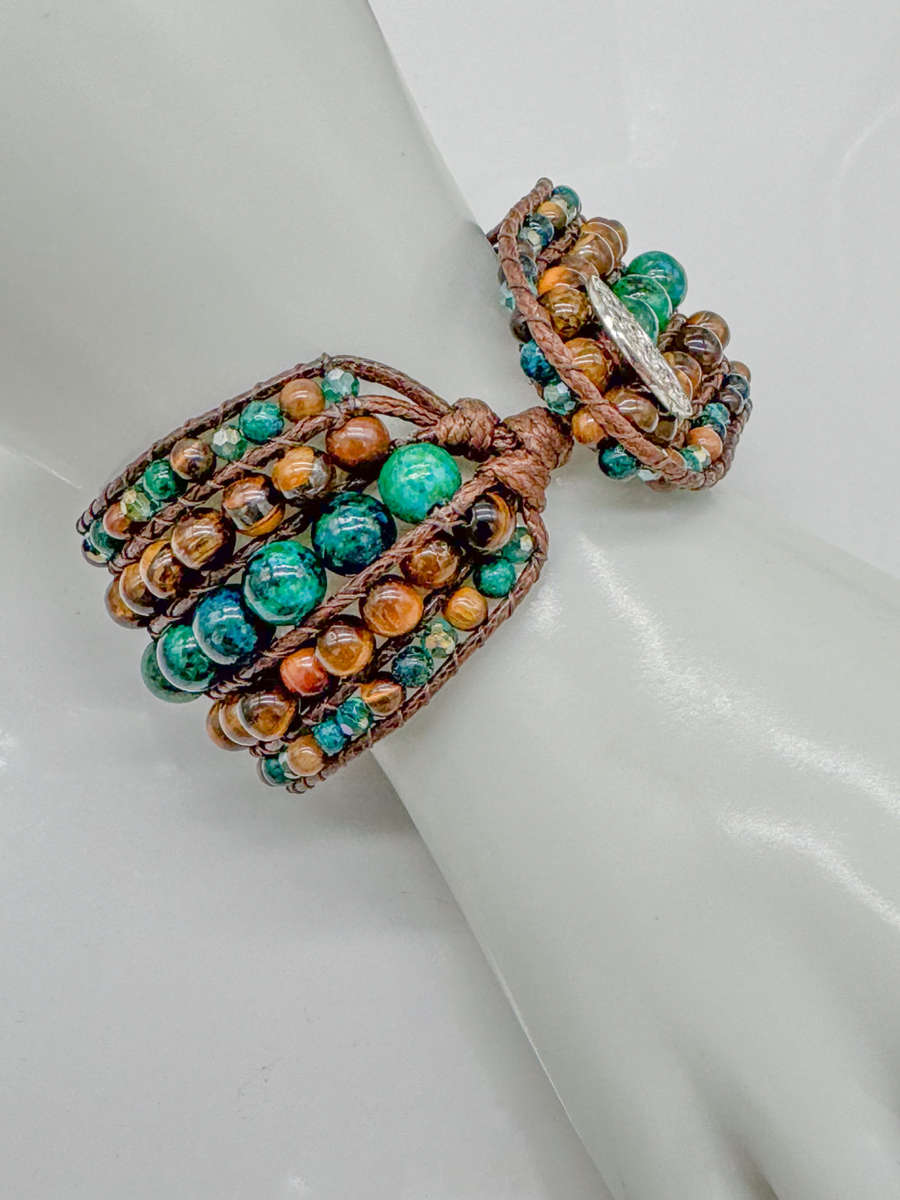 HANDCRAFTED - UNUSUAL TIGERS EYE AND TURQUOISE BEAD BRACELET