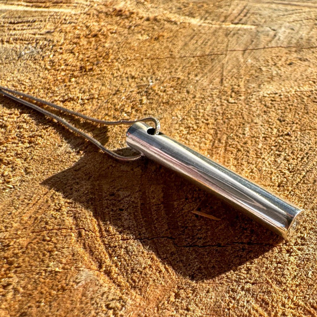 SOLID STERLING SILVER MODERN PENDANT NECKLACE on STERLING SILVER `LIQUID LINK` CHAIN