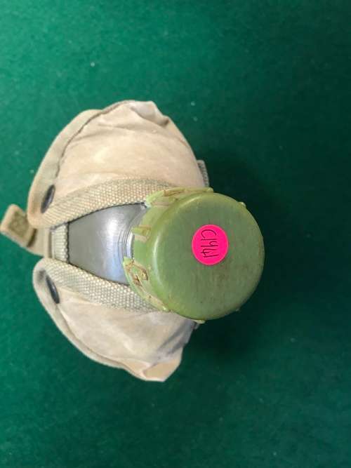 PATTERN 70 WATER BOTTLE (Canteen) & POUCH, 1 LITER. SADF-ARMY (LID CRACKED) ###PAYPAL WELCOME ###