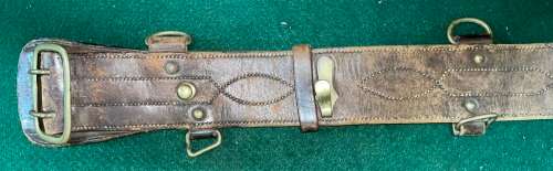 SAM BROWNE BELT - ORIGINAL WITH 1917 STAMP - BRITISH ARMY/EMPIRE WORLD WAR 1/WORLD WAR 2