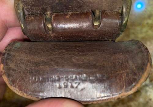 SAM BROWNE BELT - ORIGINAL WITH 1917 STAMP - BRITISH ARMY/EMPIRE WORLD WAR 1/WORLD WAR 2