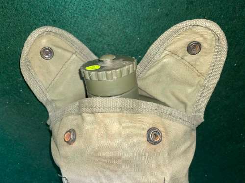 RHODESIAN BUSH WAR: PATTERN 64 WATER-BOTTLE AND PATTERN 37 ALUMINIUM DIXIES