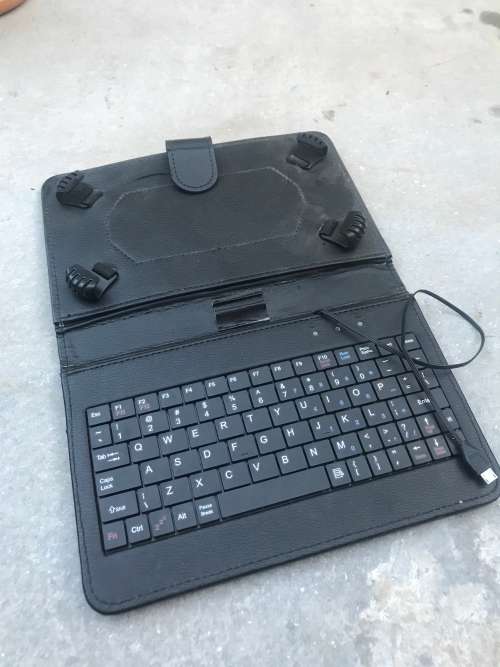 TABLET COVER AND KEYPAD