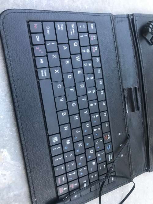 TABLET COVER AND KEYPAD