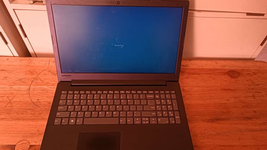 Lenovo Ideapad 130 15IKBN 8th Gen Intel Core i7-8550U