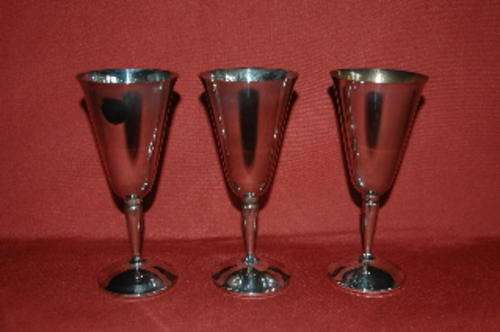 A set of three silver goblets 19.5cm tall J Renez Riuiz. V gd cond
