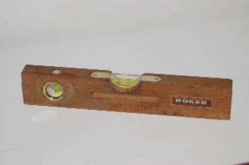 A Henry Boker spirit level 30cm, v gd condition