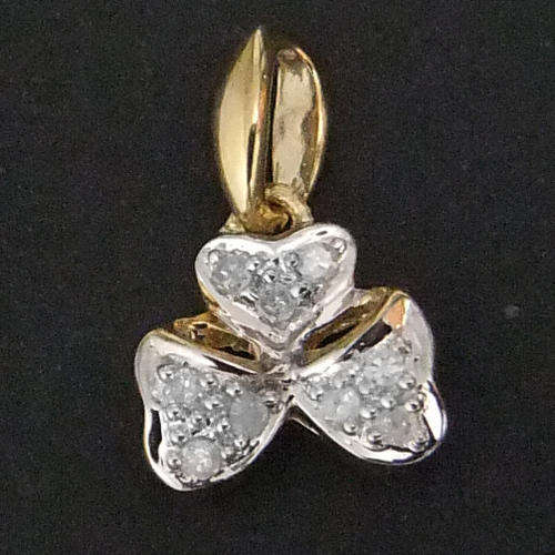 100% REAL, SOLID 10KT YELLOW GOLD NATURAL DIAMONDS PENDANT