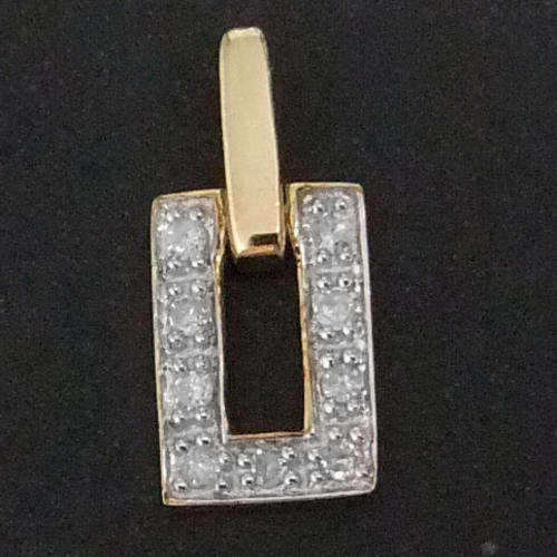 100% REAL, SOLID 10KT YELLOW GOLD NATURAL DIAMONDS PENDANT