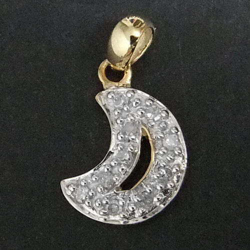 100% REAL, SOLID 9KT YELLOW GOLD NATURAL DIAMONDS PENDANT