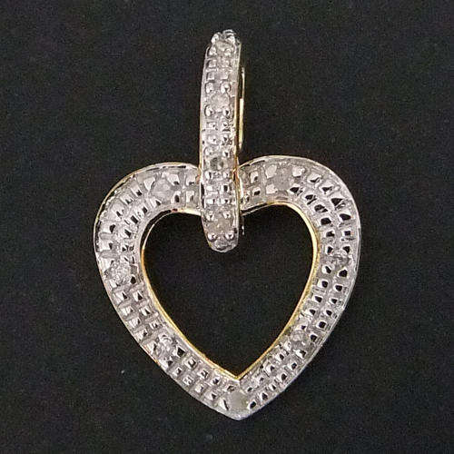 100% REAL, SOLID 9KT YELLOW GOLD NATURAL DIAMONDS PENDANT