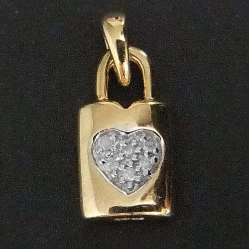 100% REAL, SOLID 9KT YELLOW GOLD NATURAL DIAMONDS PENDANT