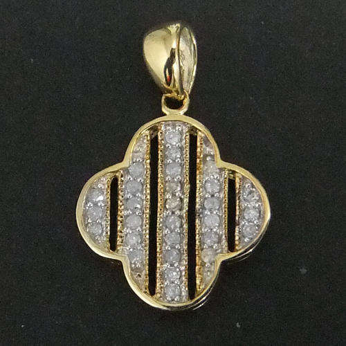 100% REAL, SOLID 9KT YELLOW GOLD NATURAL DIAMONDS PENDANT
