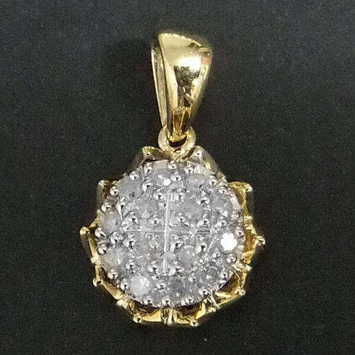 100% REAL, SOLID 10KT YELLOW GOLD NATURAL DIAMONDS PENDANT