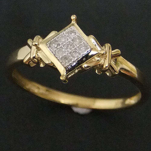 100% REAL, SOLID 9KT YELLOW GOLD NATURAL DIAMONDS RING