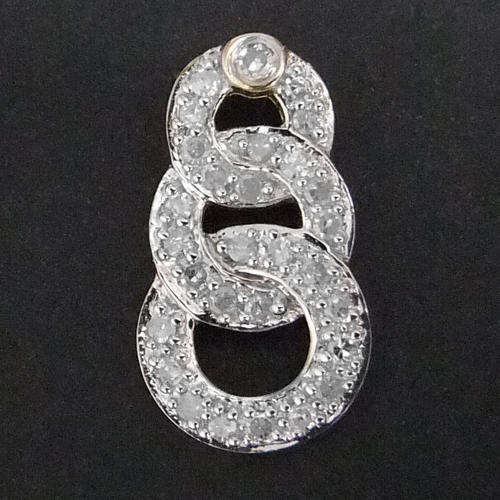 100% REAL, SOLID 10KT YELLOW GOLD NATURAL DIAMONDS PENDANT