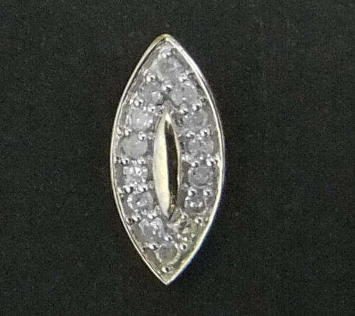 100% REAL, SOLID 10KT YELLOW GOLD NATURAL DIAMONDS PENDANT