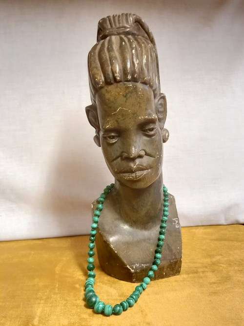 MALACHITE BEAD NECKLACE