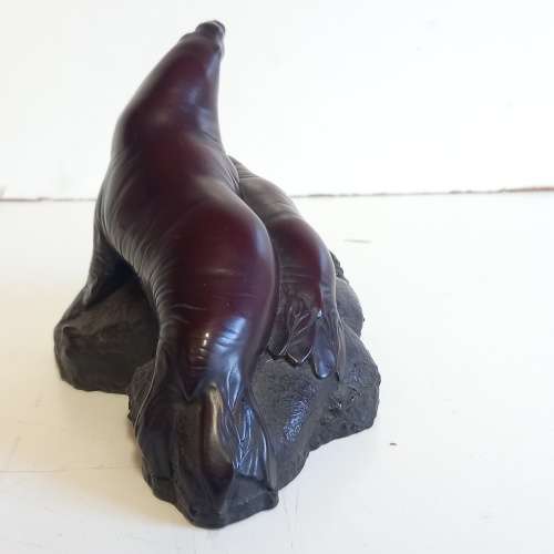 Falklands Island Sea Lion Lodge  BOMA Sea Lion Sculpture - Made In Canada