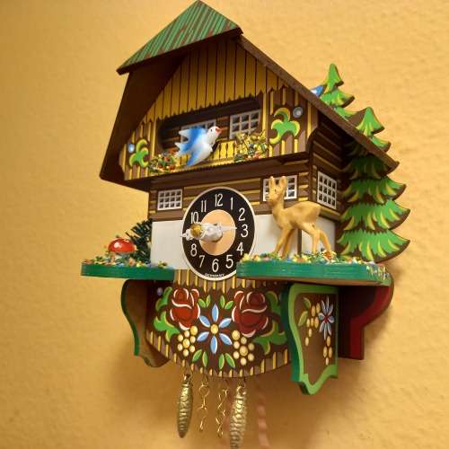 ENGSTLER GERMAN CUCKOO CLOCK - WORKS