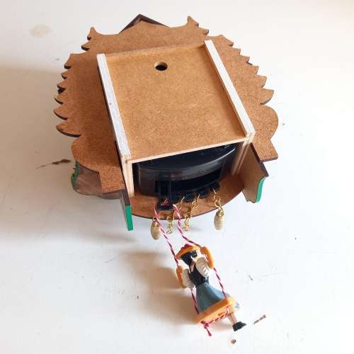 ENGSTLER GERMAN CUCKOO CLOCK - WORKS