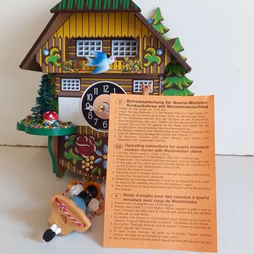ENGSTLER GERMAN CUCKOO CLOCK - WORKS