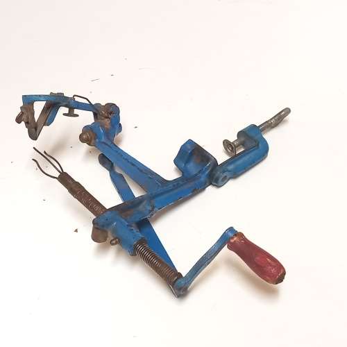 FRUCHTE HARTE NEICHE VINTAGE POTATO/FRUIT PEELER