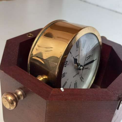 BULOVA QUARTERMASTER MARITIME CLOCK IN WOODEN CASE MODEL B7910