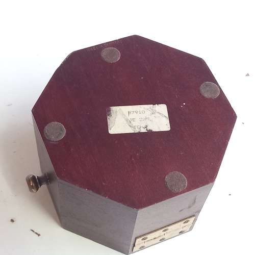 BULOVA QUARTERMASTER MARITIME CLOCK IN WOODEN CASE MODEL B7910